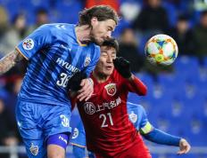 九游娱乐-包含亚冠转会期走向成谜；达拉斯独行侠再遭质疑；球迷炸锅；阵容厚度经受考验的词条