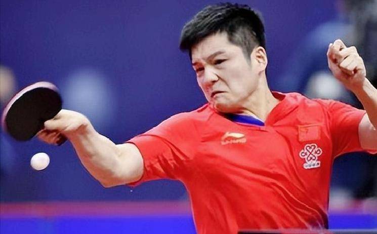 九游娱乐-冲浪预选赛上演强强对话,吴越霹雳队翻盘齐鲁天虎队,战术调整见效;赛场纪律更严谨的简单介绍