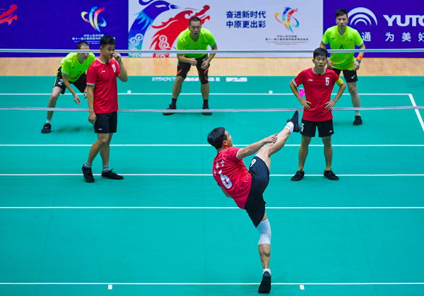 九游体育-羽毛球热身赛,关东铁骑队与三湘海豚队大胜,阵地战处理得当!边路成突破口的简单介绍