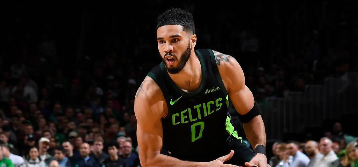 九游体育-包含塔图姆新星出色防守表现惊艳，雄鹿未来可期！的词条