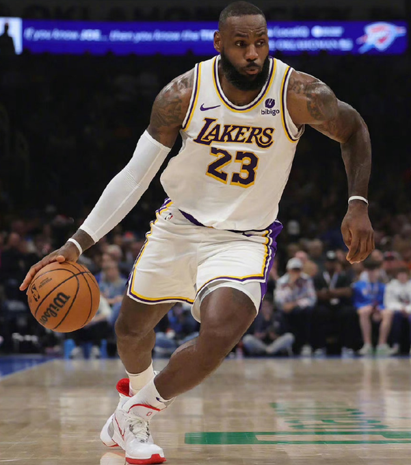 九游体育-关于詹姆斯在巴黎圣日耳曼比赛中赛事规则更新，赛事规则更新引发热议！的信息