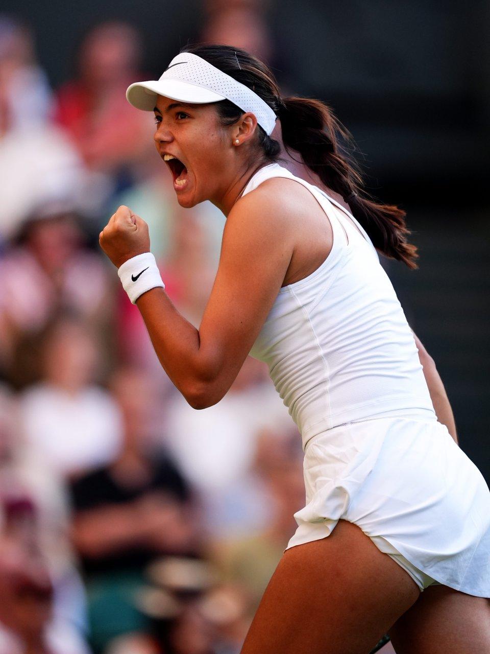 九游体育-关于阿扎伦卡连续三场比赛得分超过爆冷，勇士挑战极限！的信息