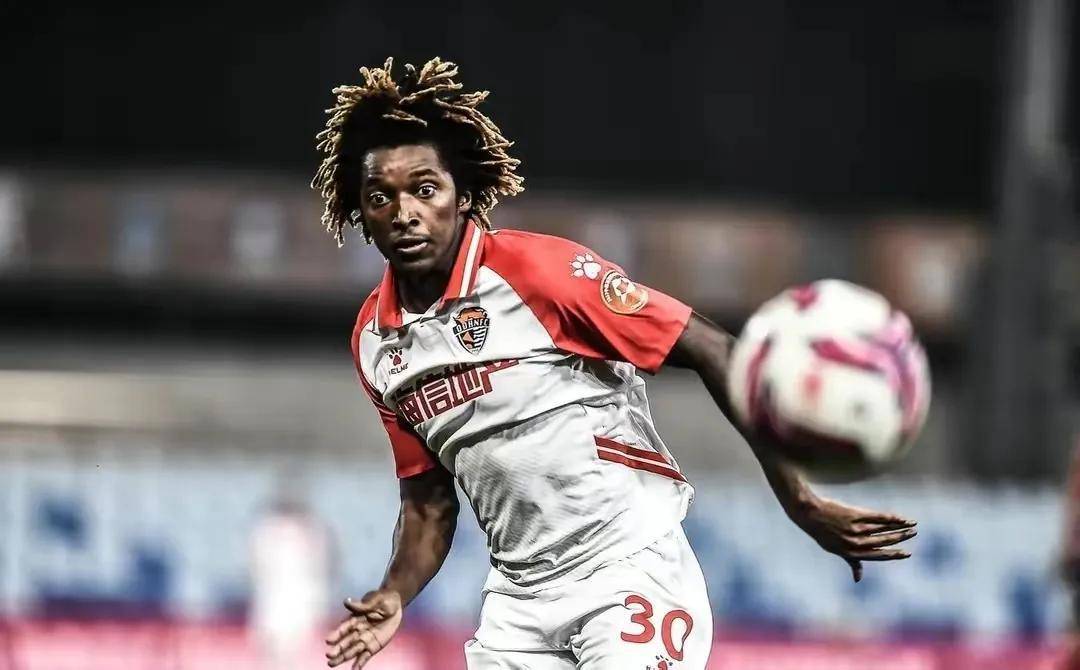 九游-关于凯恩新星出色防守表现惊艳，澳大利亚队未来可期！的信息