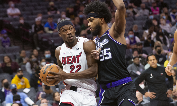 Jiuyou- 巴特勒冲上热搜 